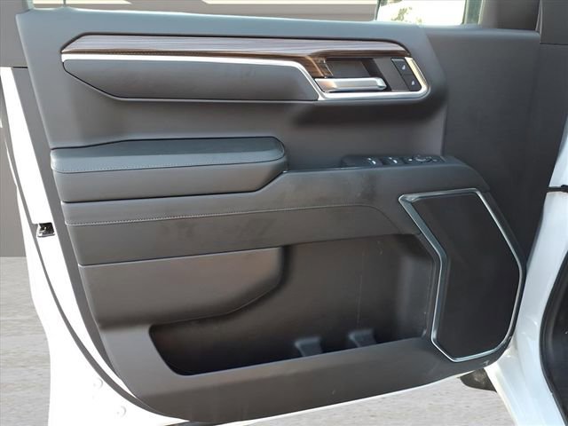 Used 2024 Chevrolet Silverado 1500 LT image 13