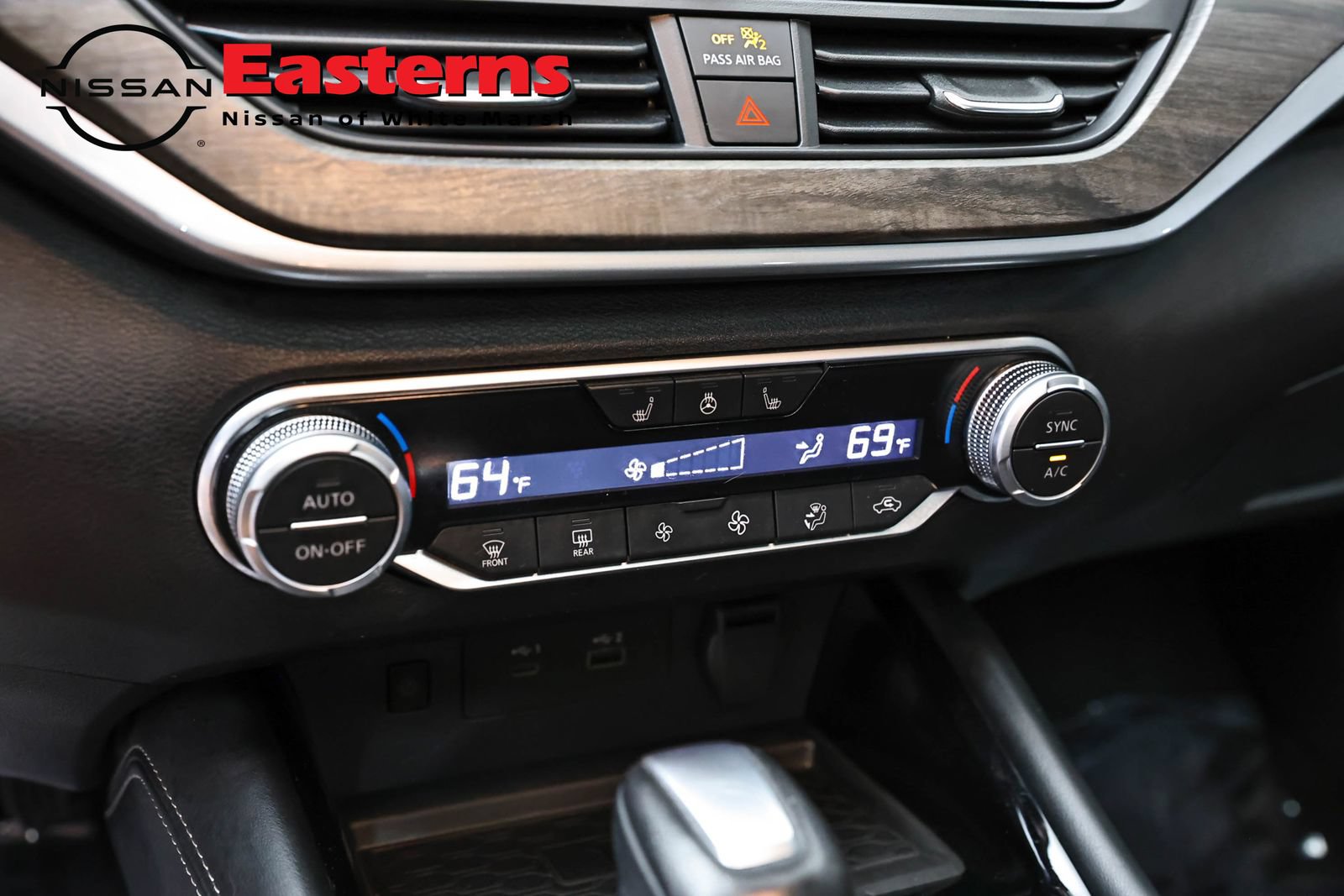 Used 2024 Nissan Altima 2.5 SL AWD/4WD image 19