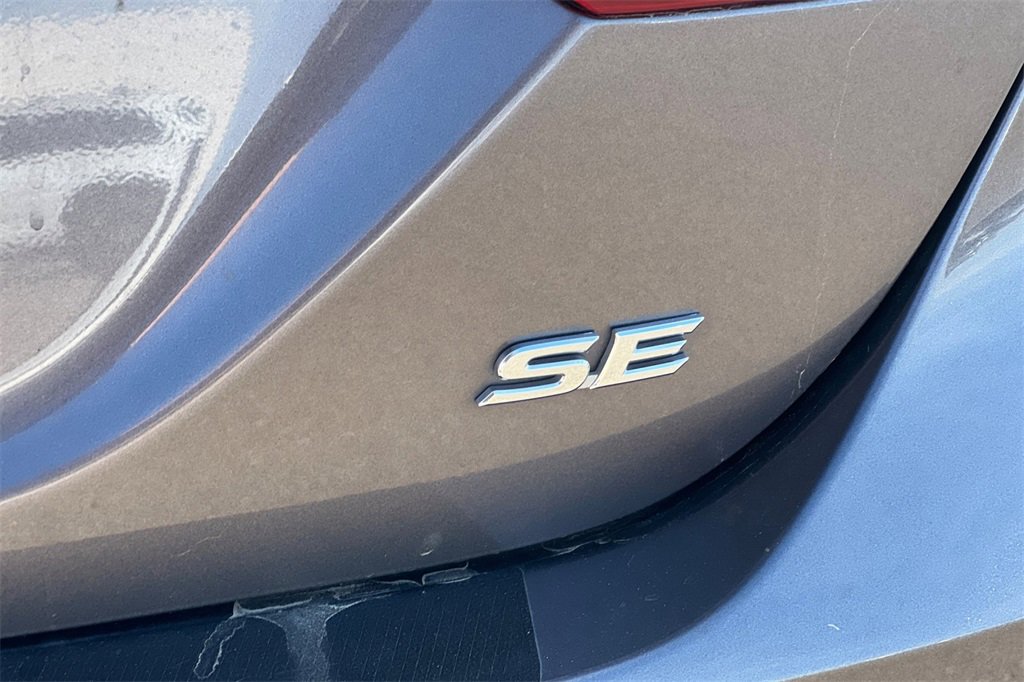 Used 2022 Toyota Camry SE image 26