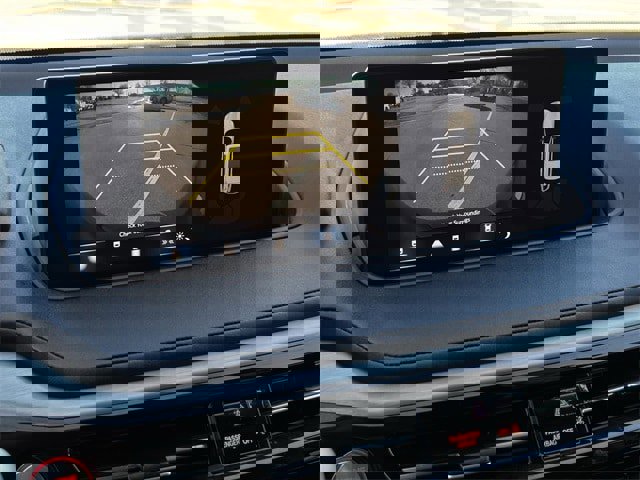 Certified 2024 Acura MDX FWD w/ Technology Package image 18