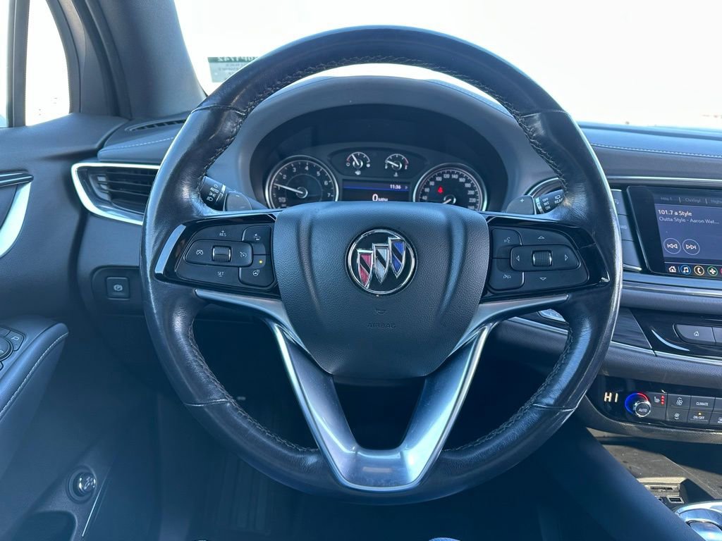 Used 2022 Buick Enclave Essence image 23