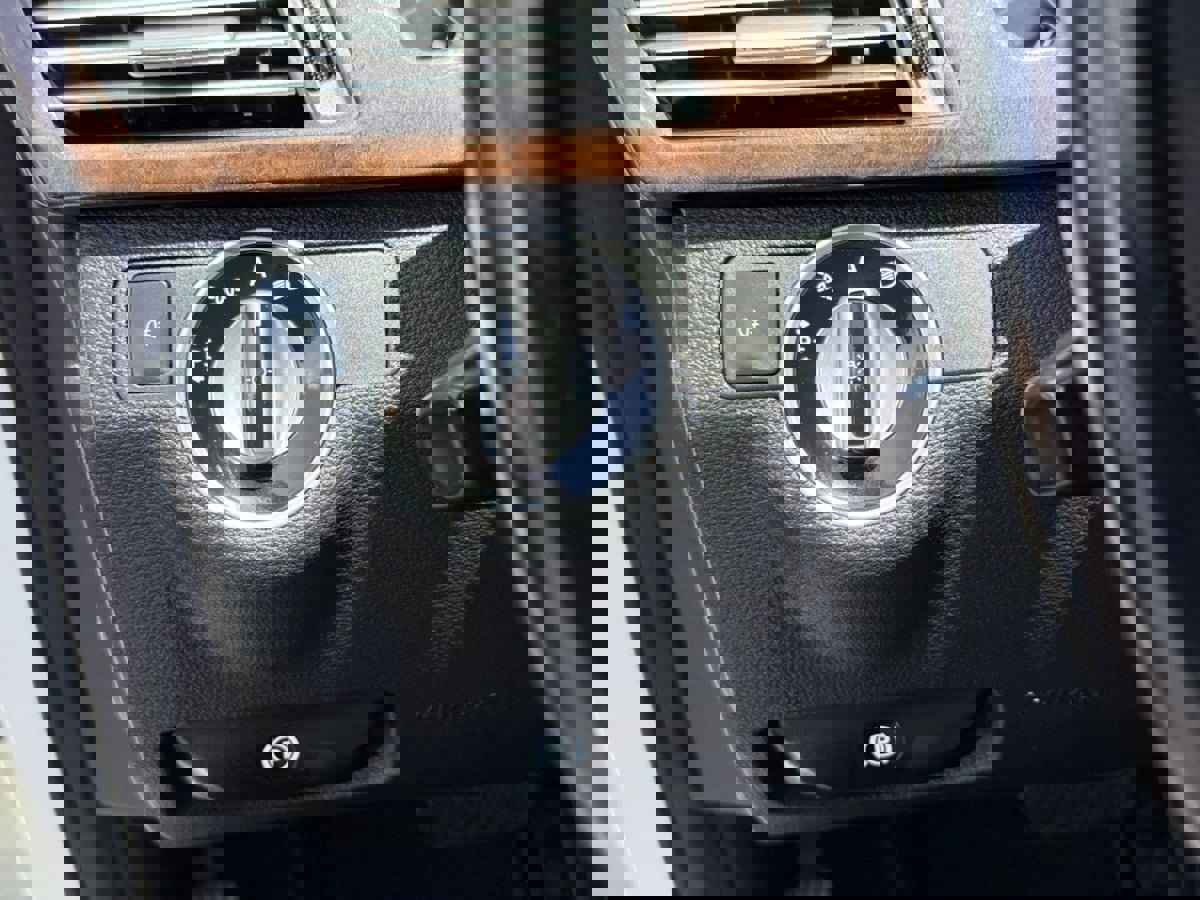 Used 2011 Mercedes-Benz E 350 Sport image 62