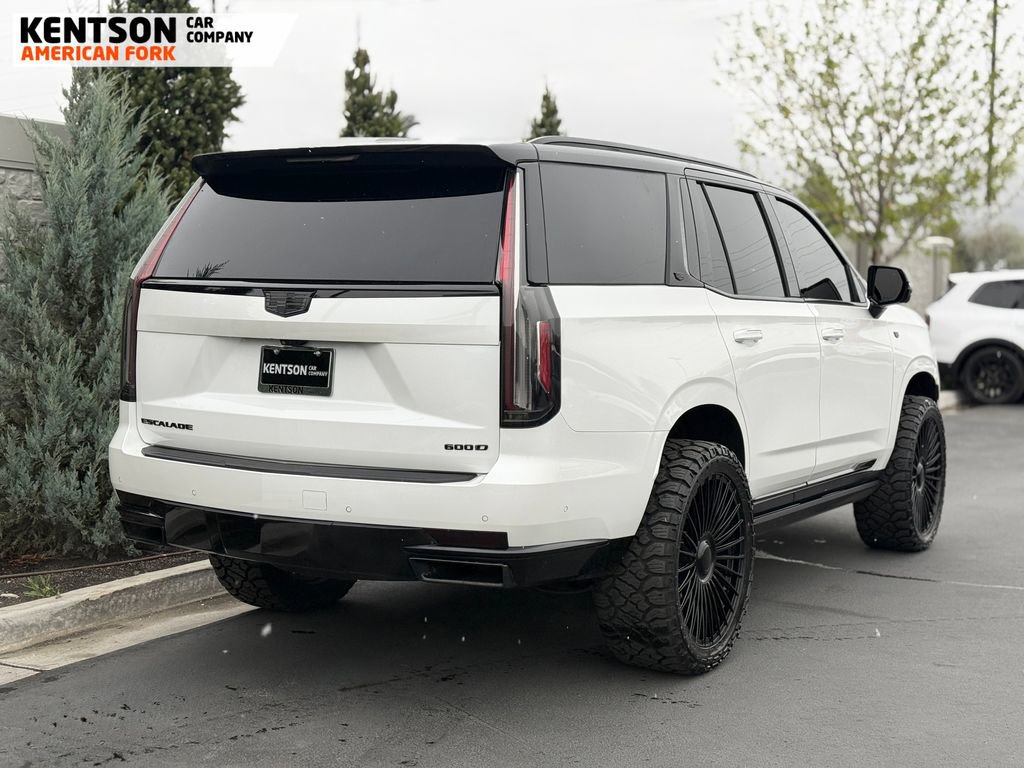 Used 2024 Cadillac Escalade Sport w/ LPO, ONYX Package image 9