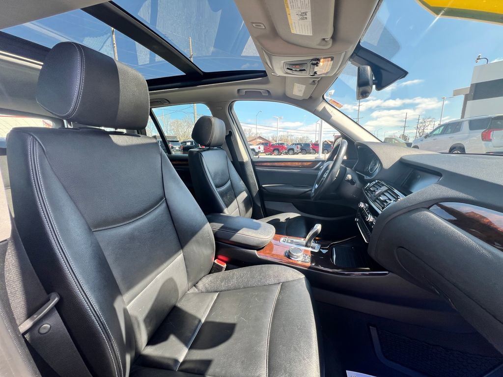 Used 2017 BMW X3 xDrive28i image 33