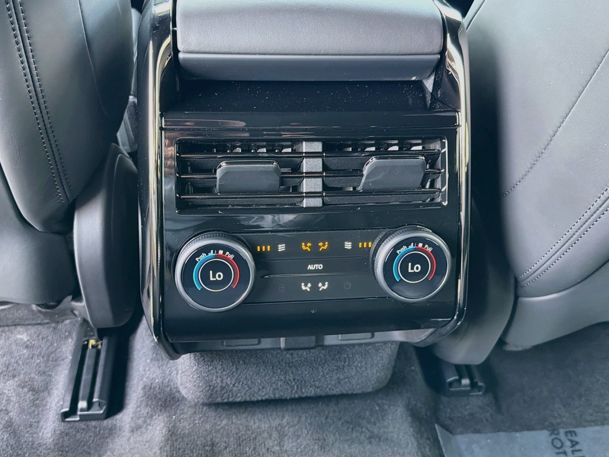 New 2027 Land Rover Range Rover Sport SV AWD/4WD image 20