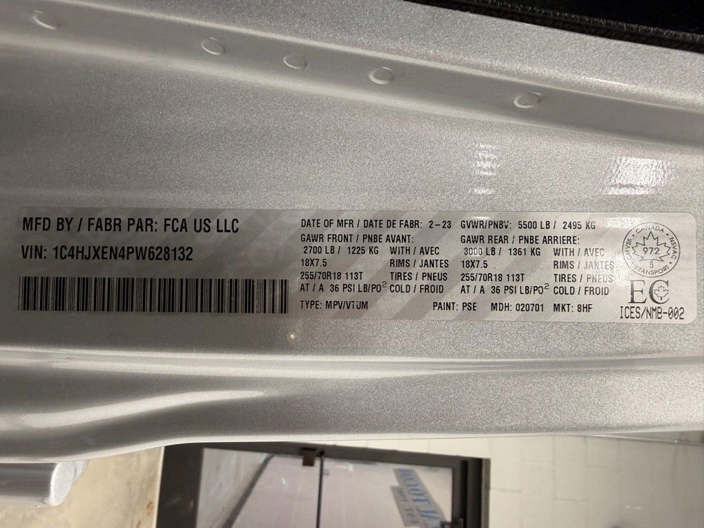 Used 2023 Jeep Wrangler Unlimited Sahara image 24