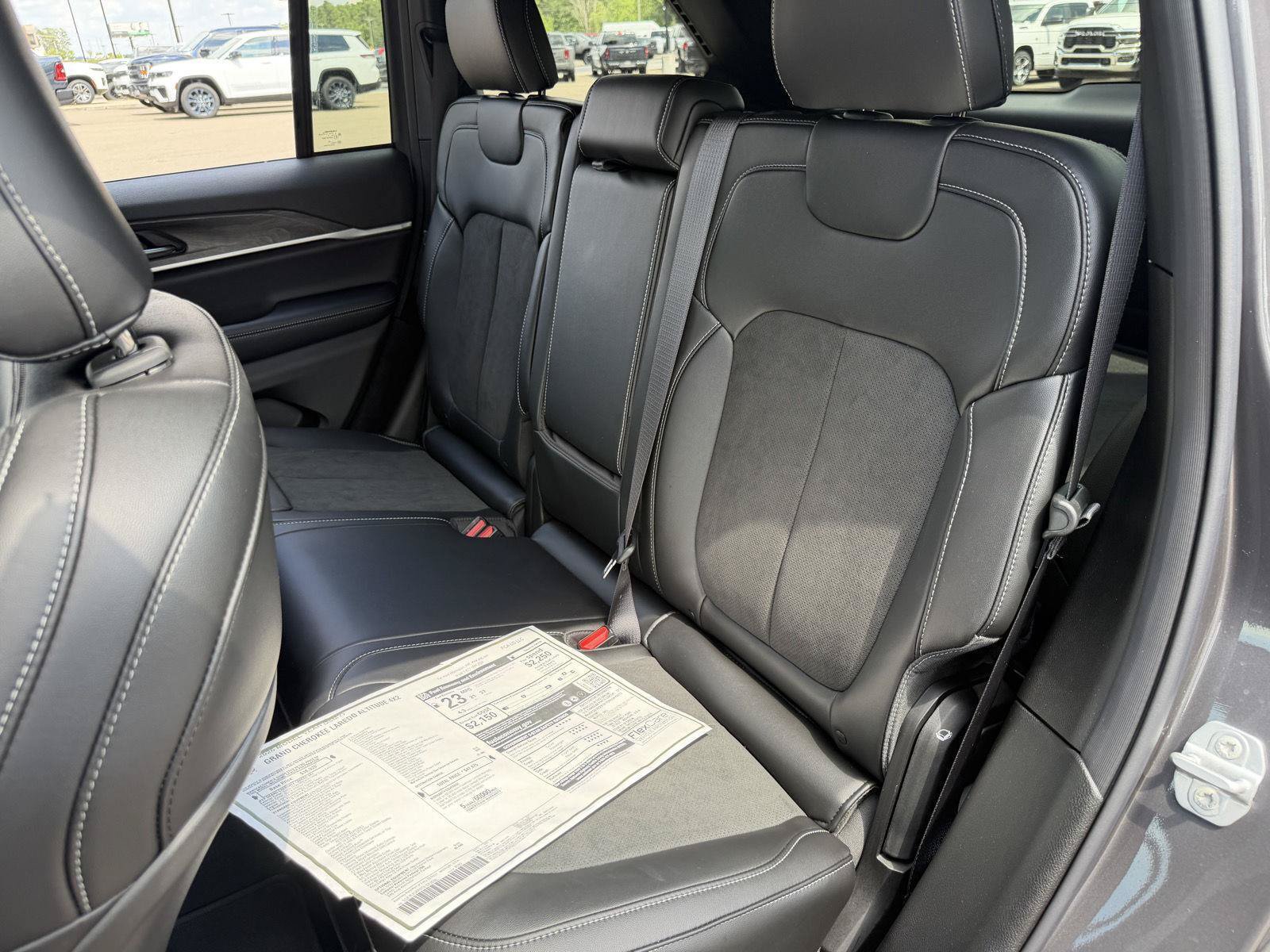 New 2026 Jeep Grand Cherokee Altitude RWD image 19