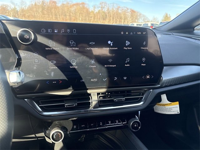 New 2026 Chevrolet Equinox EV LT image 13