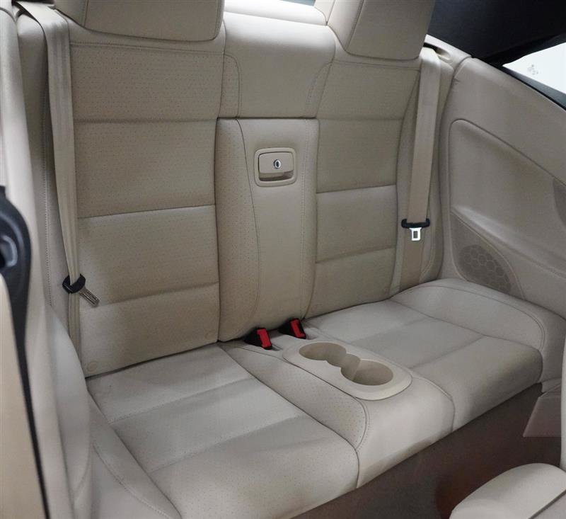 Used 2015 Volkswagen Eos Komfort FWD image 8