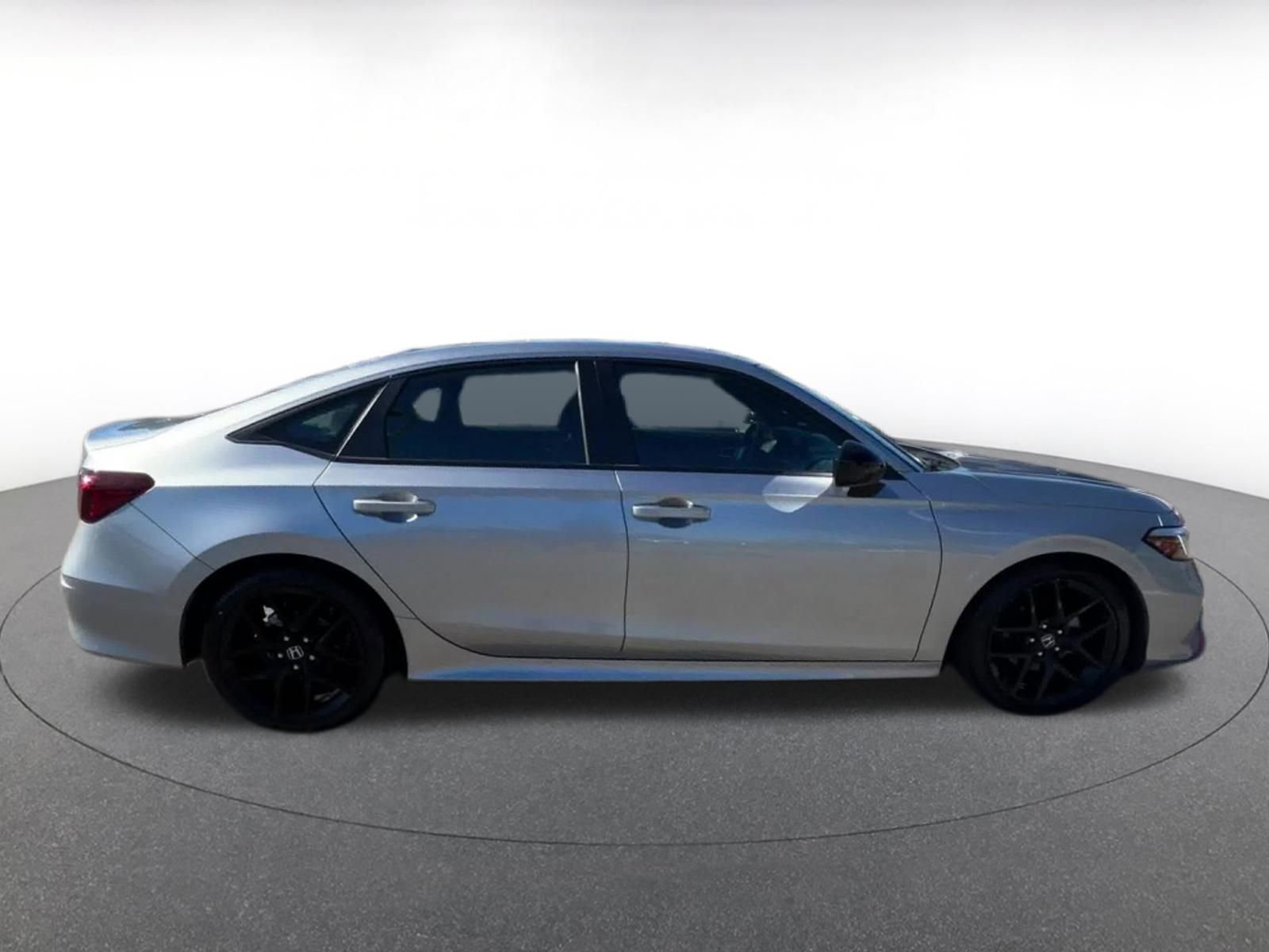 Used 2025 Honda Civic Sport image 16