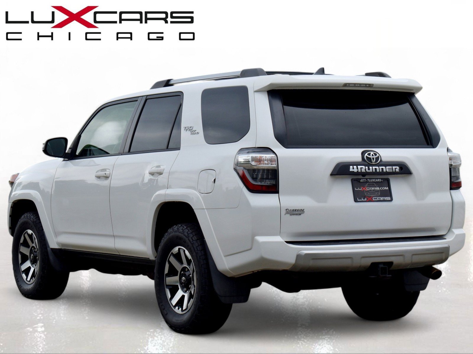 Used 2018 Toyota 4Runner TRD Off-Road Premium w/ Convenience Package AWD/4WD image 8