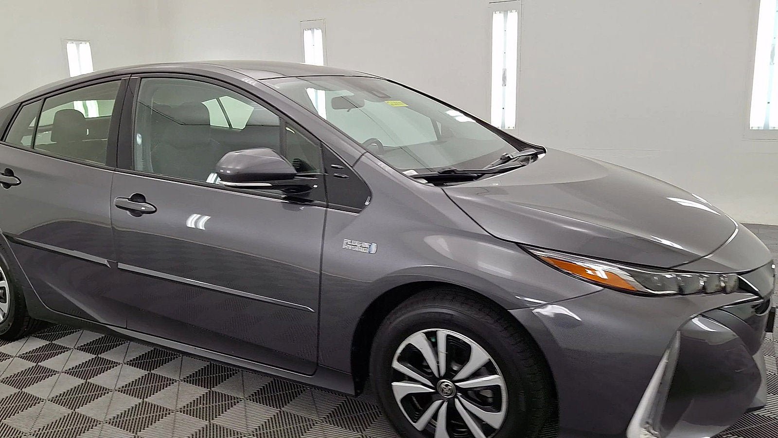 Certified 2017 Toyota Prius Prime Plus image 6