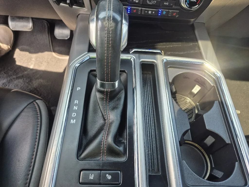 Used 2019 Ford F150 Platinum w/ Equipment Group 701A Luxury AWD/4WD image 31