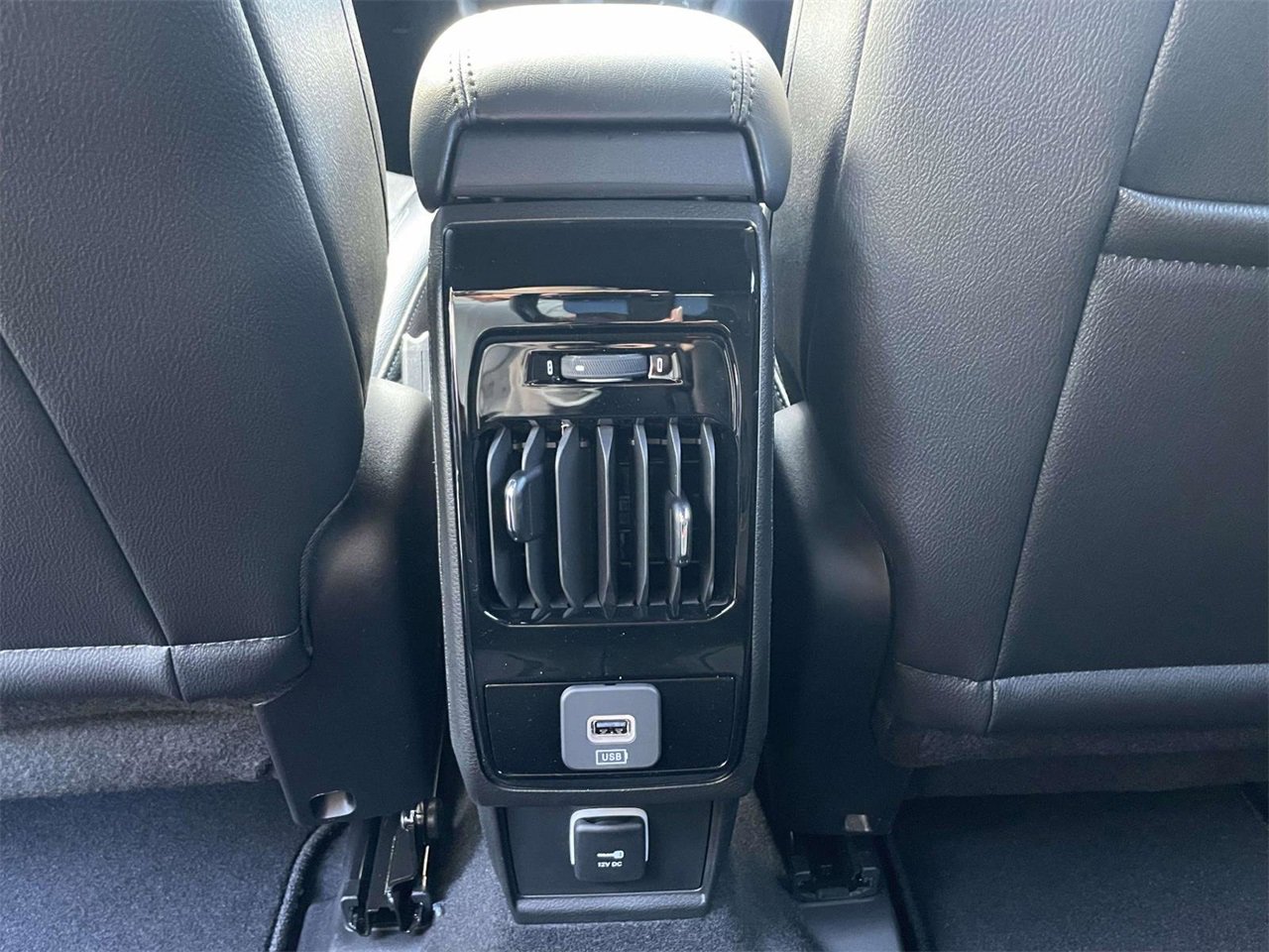 New 2026 Jeep Compass Latitude image 29