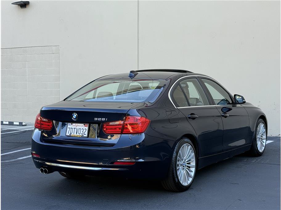 Used 2014 BMW 328i Sedan RWD image 7