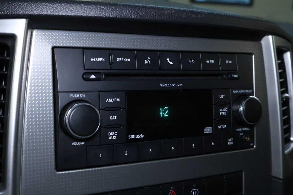 Used 2010 Jeep Grand Cherokee Laredo w/ Popular Equipment Group AWD/4WD image 25