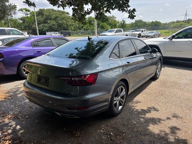 Used 2021 Volkswagen Jetta R-Line FWD image 3