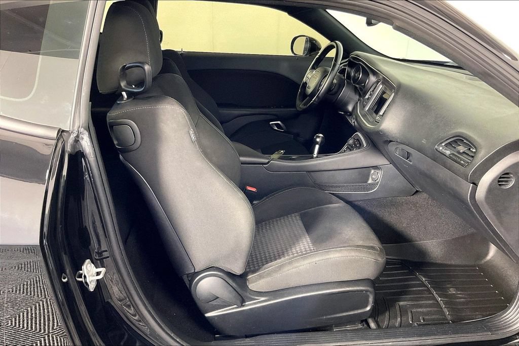 Used 2020 Dodge Challenger R/T RWD image 10
