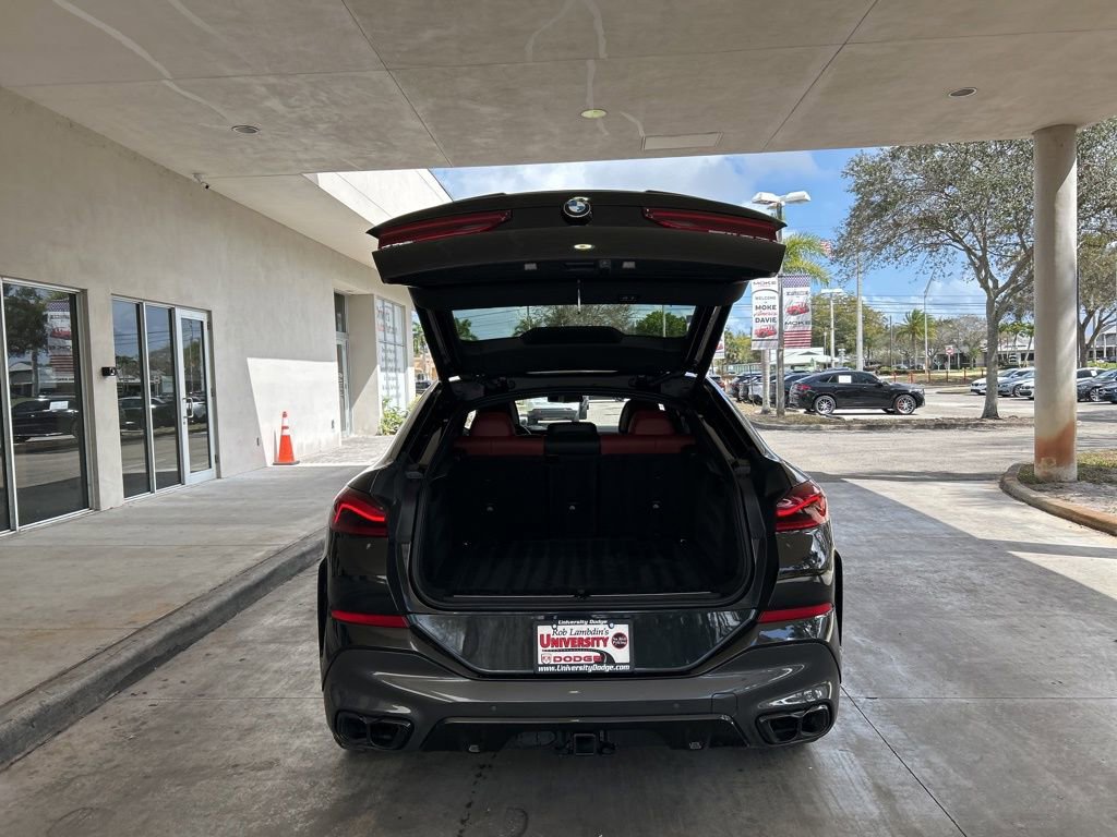 Used 2024 BMW X6 M60i image 40