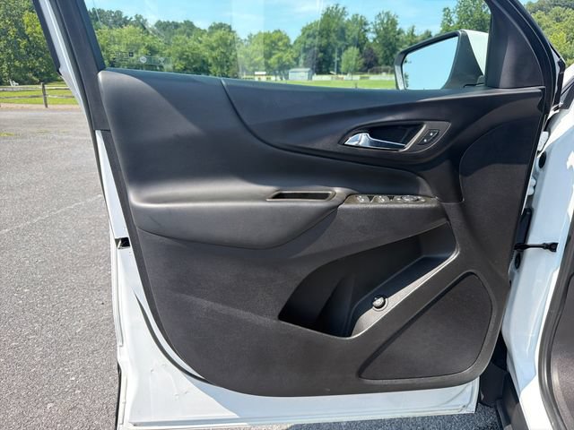 Used 2024 Chevrolet Equinox LT w/ LPO, Floor Liner Package AWD/4WD image 11