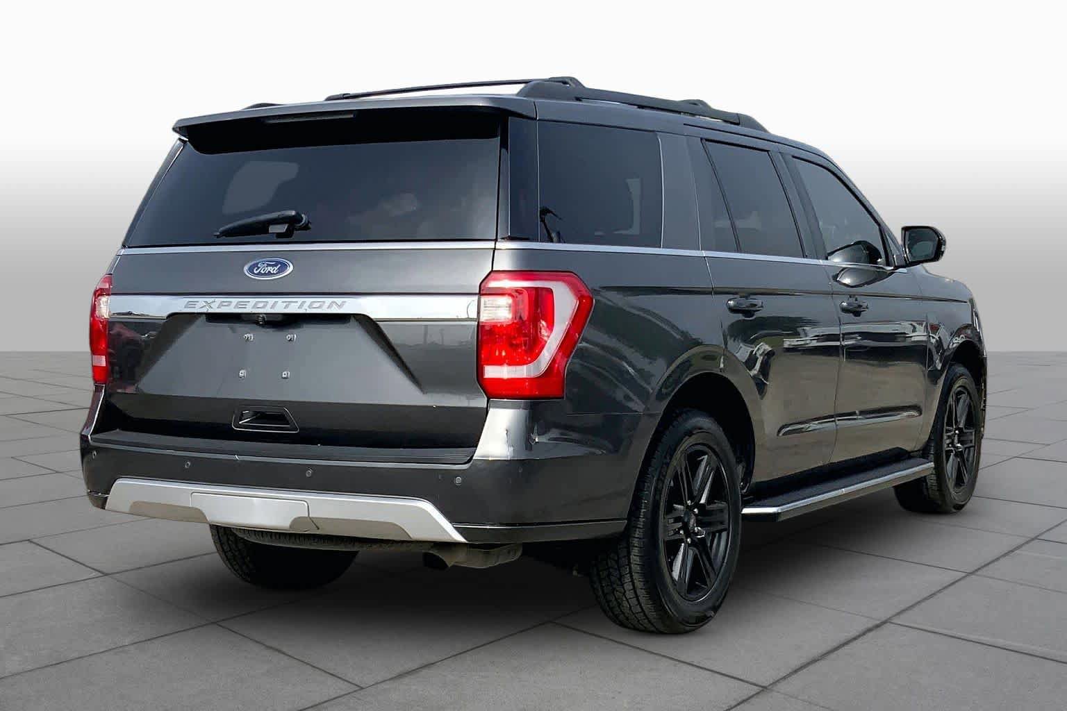 Used 2021 Ford Expedition XLT RWD image 12