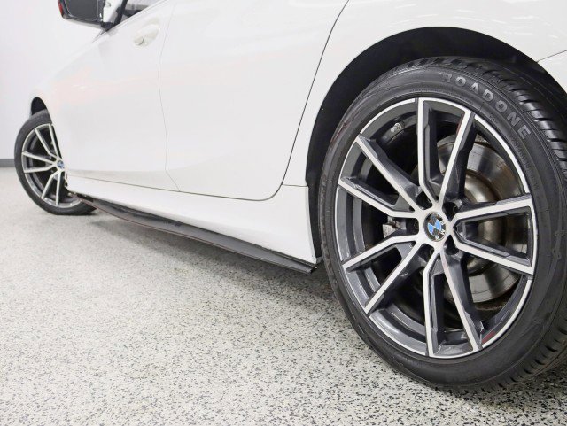 Used 2019 BMW 330i Sedan w/ Convenience Package RWD image 11