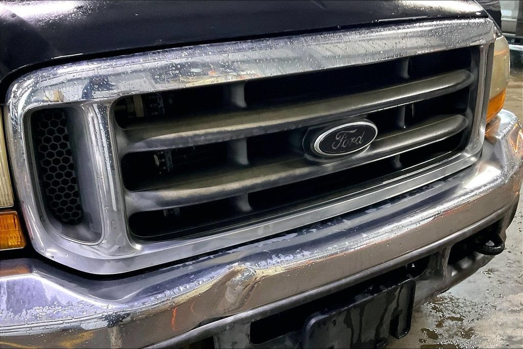 Used 2001 Ford F250 Lariat RWD image 25