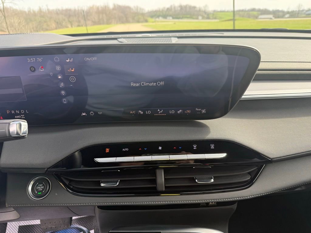 Used 2025 Buick Enclave Sport Touring image 37