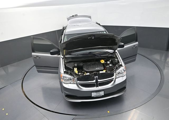 Used 2015 Dodge Grand Caravan American Value Package w/ UConnect Hands-Free Group image 28