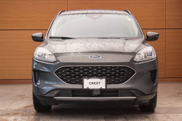 Used 2020 Ford Escape SE image 2