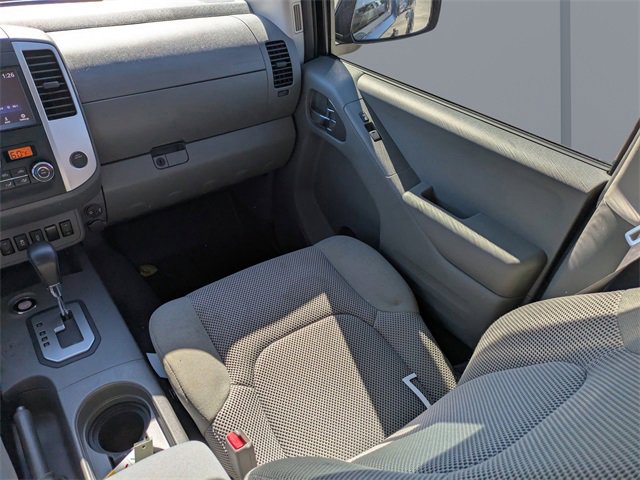 Used 2020 Nissan Frontier SV w/ Midnight Edition Floor Mats image 16