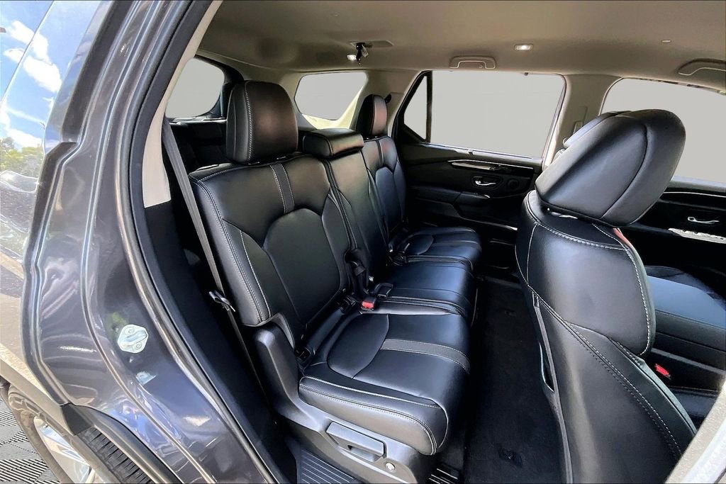 Used 2025 Honda Pilot EX-L image 19