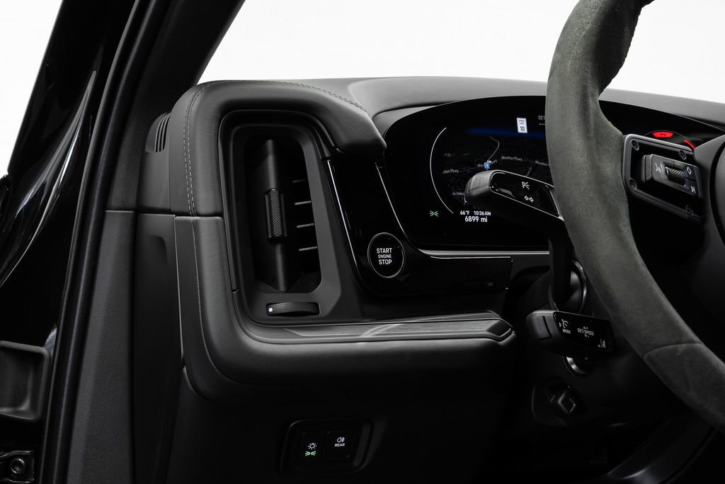 Used 2025 Porsche Cayenne GTS image 24