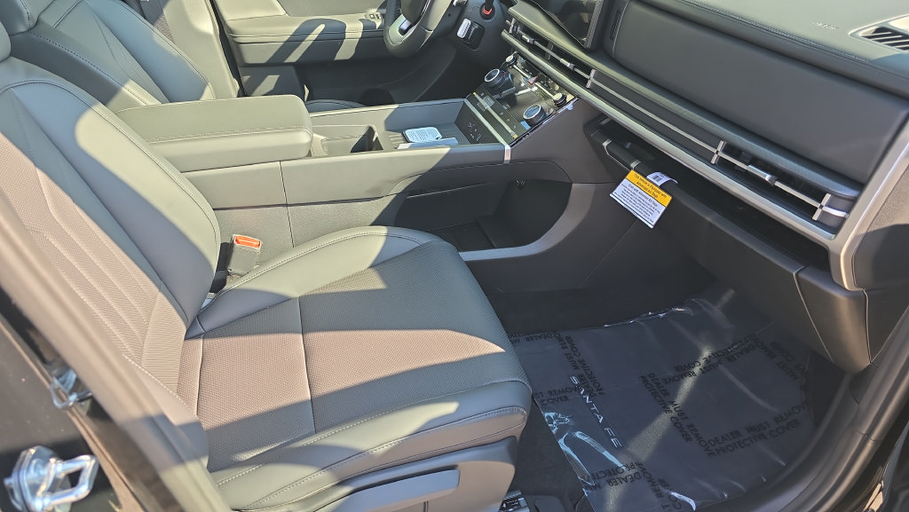 New 2027 Hyundai Santa Fe SEL FWD image 13