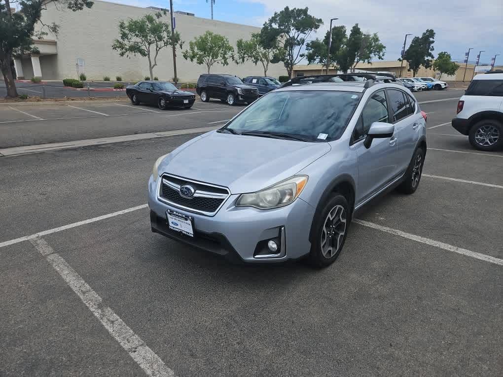 Used 2016 Subaru Crosstrek 2.0i Premium w/ Moonroof Package AWD/4WD image 1