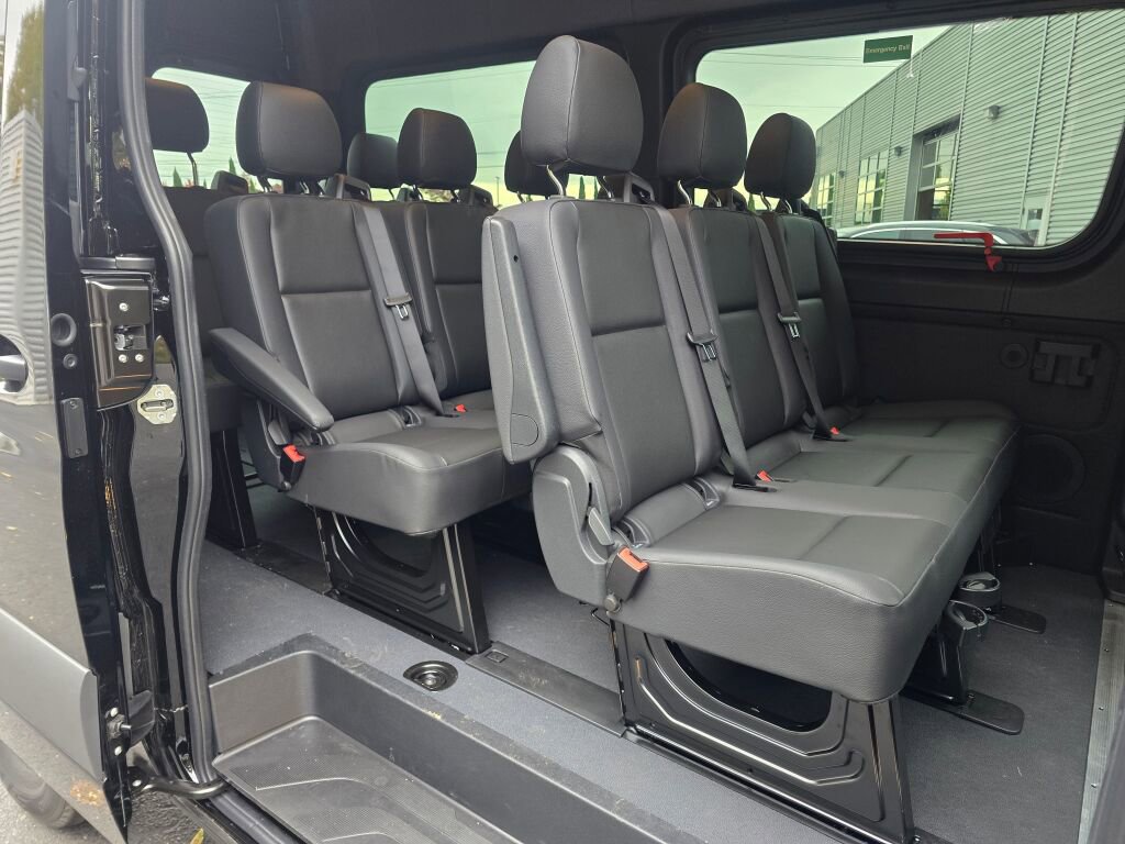 New 2025 Mercedes-Benz Sprinter 2500 image 18