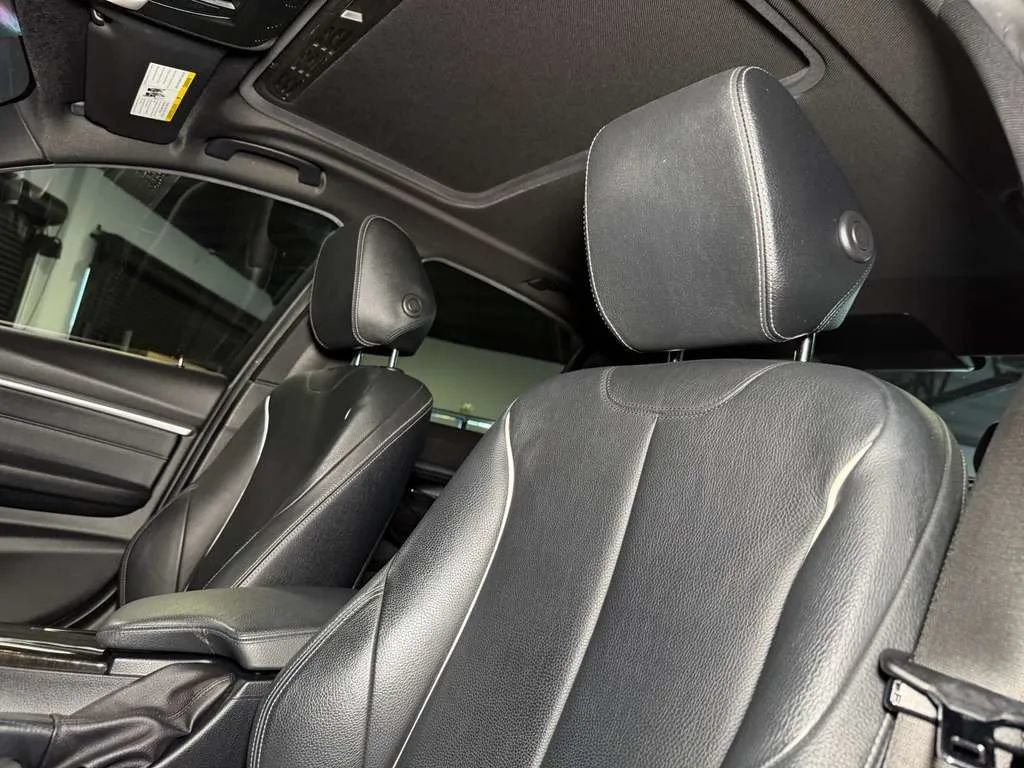 Used 2018 BMW 328d Sedan RWD image 25