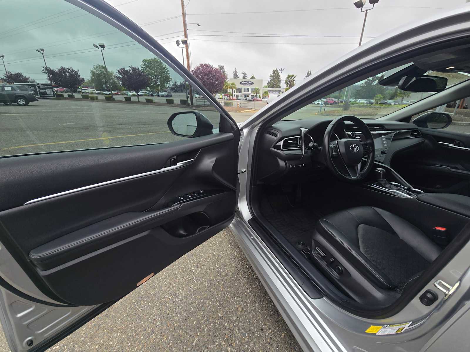 Certified 2020 Toyota Camry XSE FWD image 26