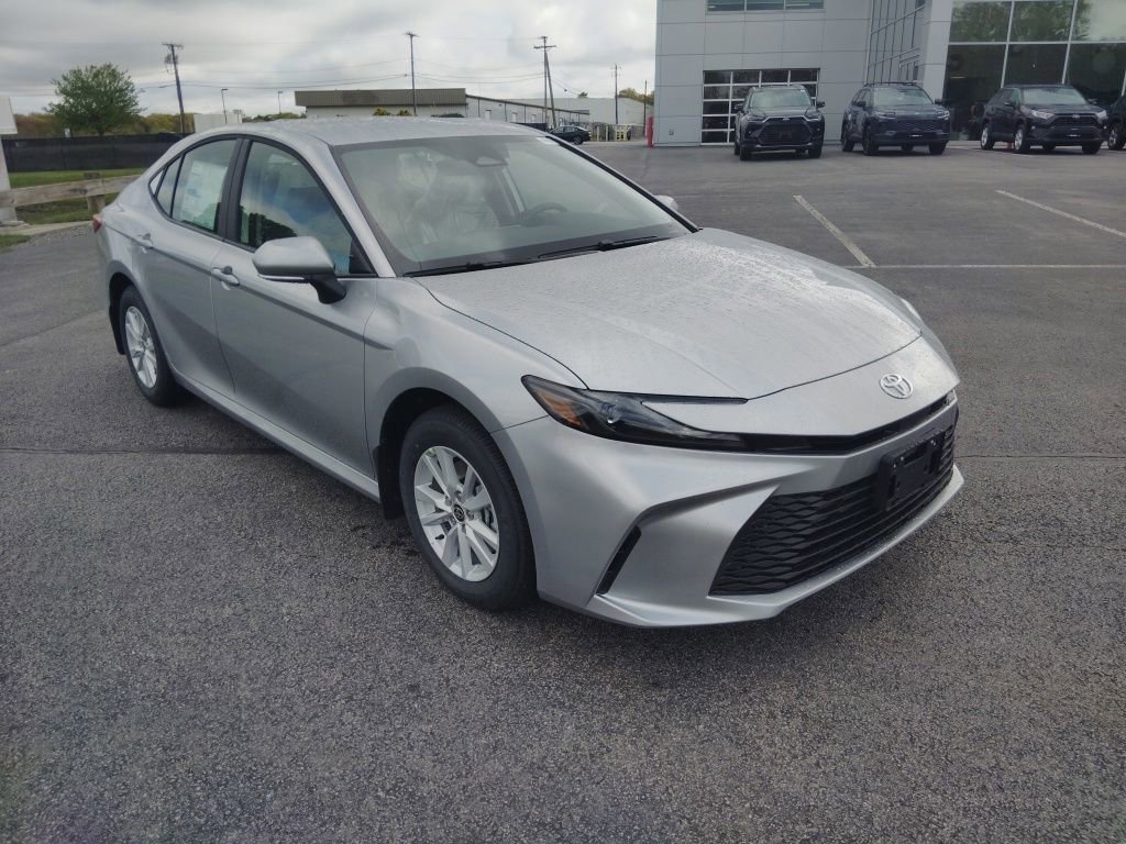 New 2026 Toyota Camry LE AWD/4WD video 1