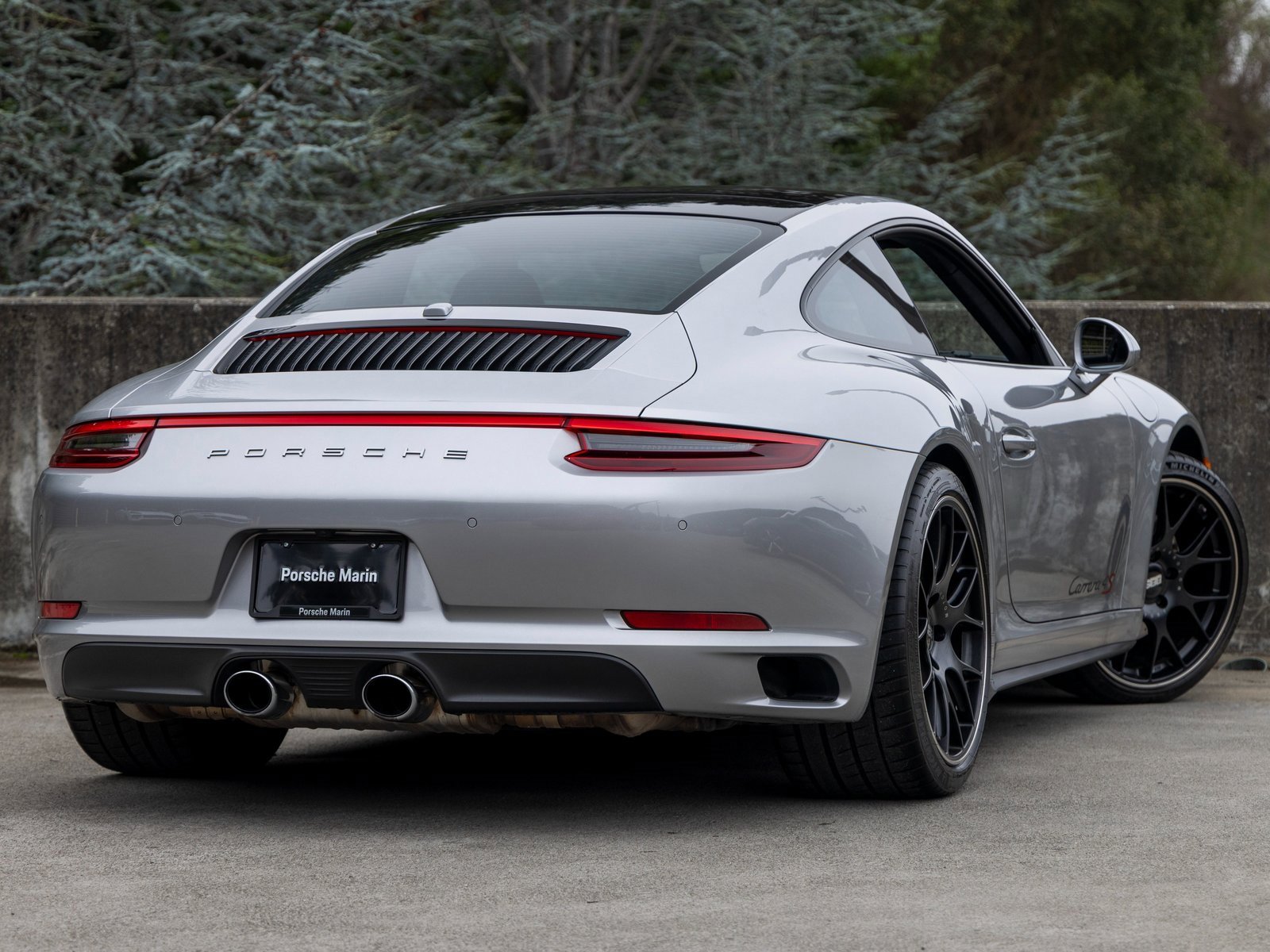 Certified 2017 Porsche 911 Carrera 4S image 11