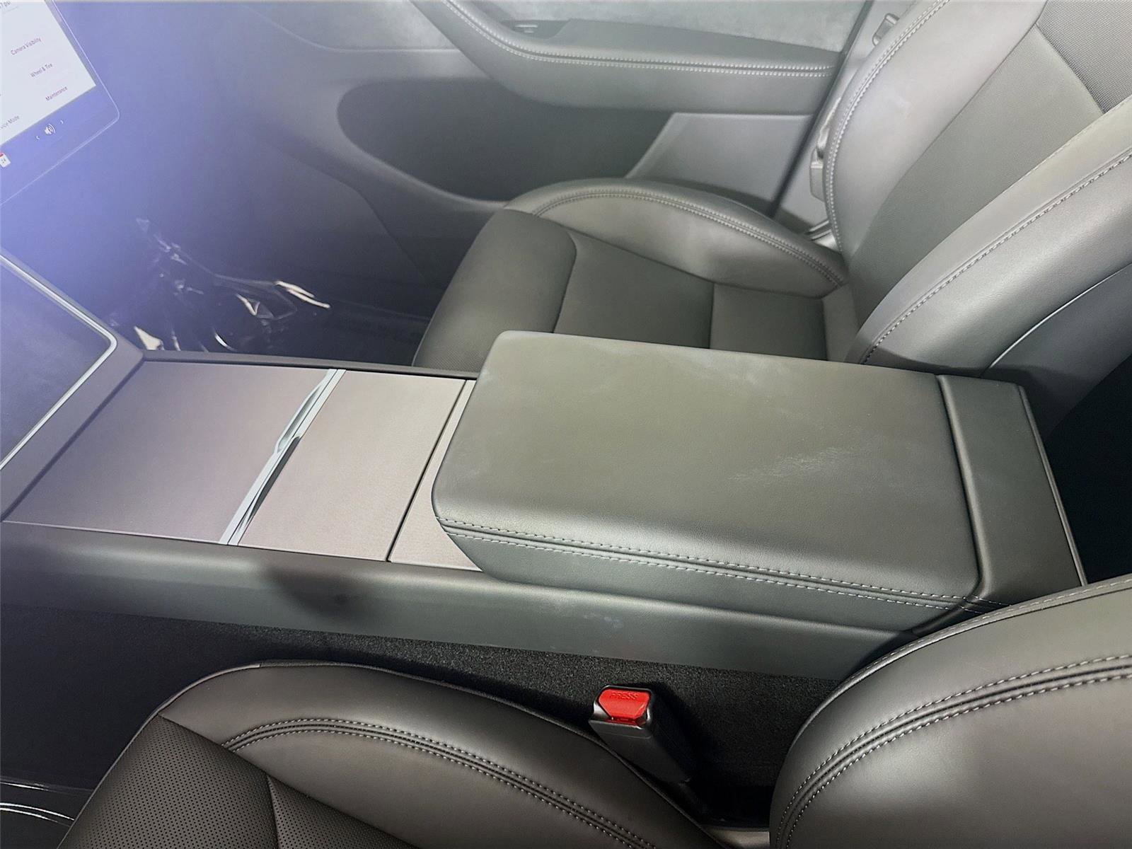 Used 2026 Tesla Model Y Long Range image 16