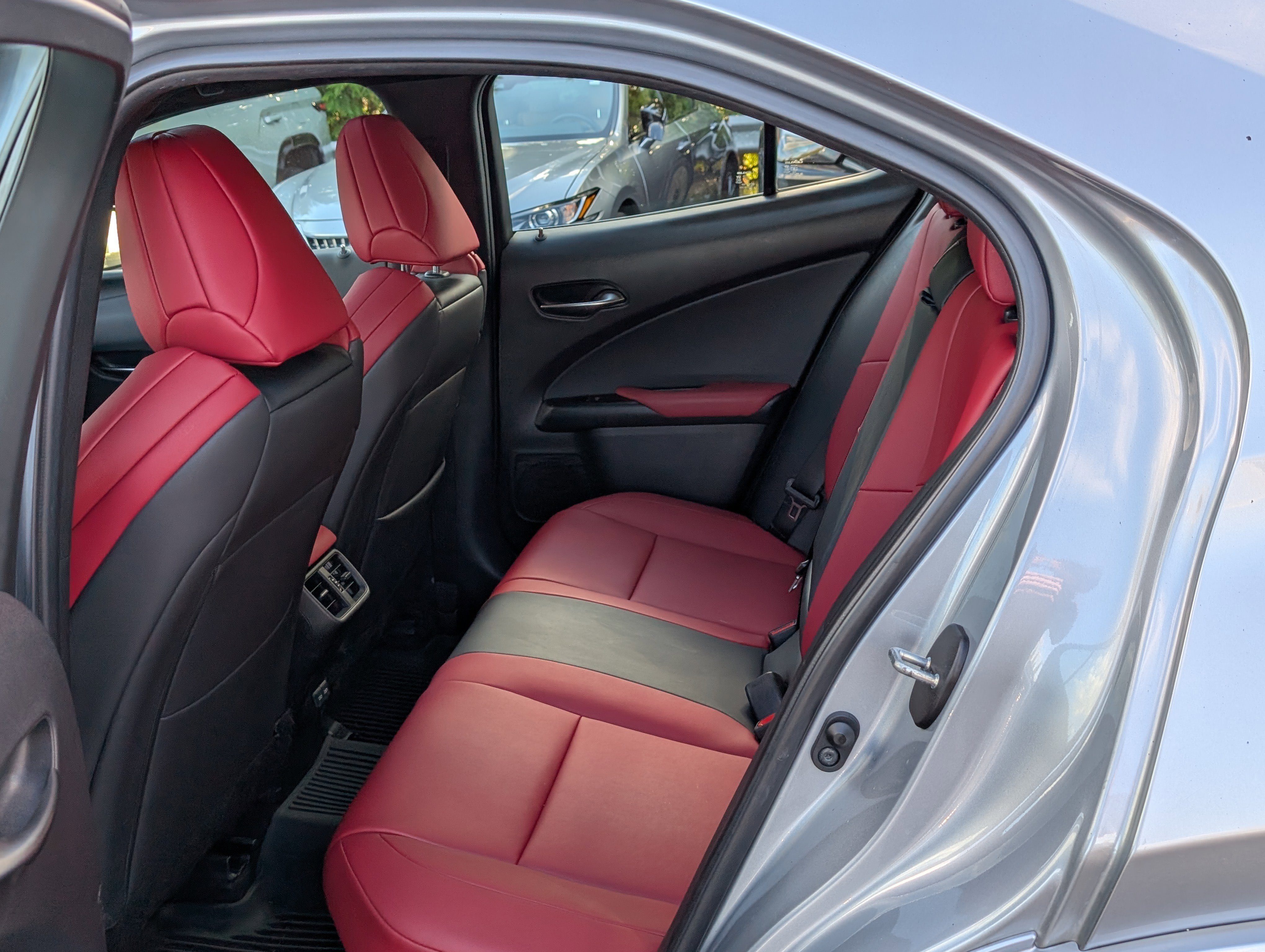 Used 2023 Lexus UX 250h F Sport image 16