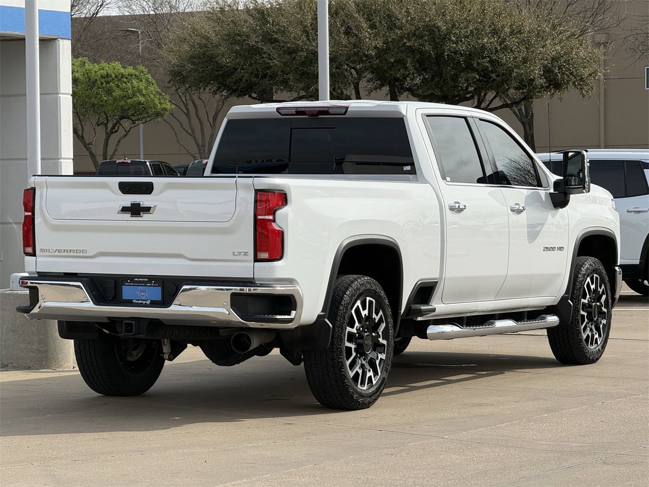 Certified 2024 Chevrolet Silverado 2500 LTZ w/ LTZ Convenience Package image 4
