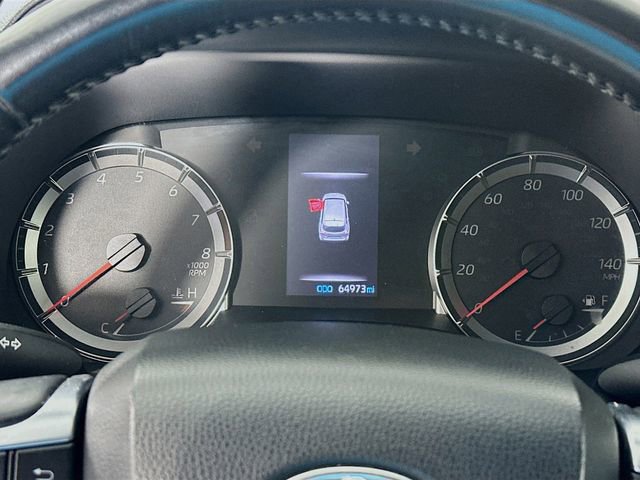 Used 2020 Toyota Highlander LE AWD/4WD image 12