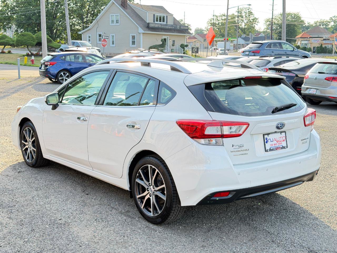 Used 2017 Subaru Impreza 2.0i Limited w/ Moonroof/BSD & Rcta/Eyesight AWD/4WD image 6