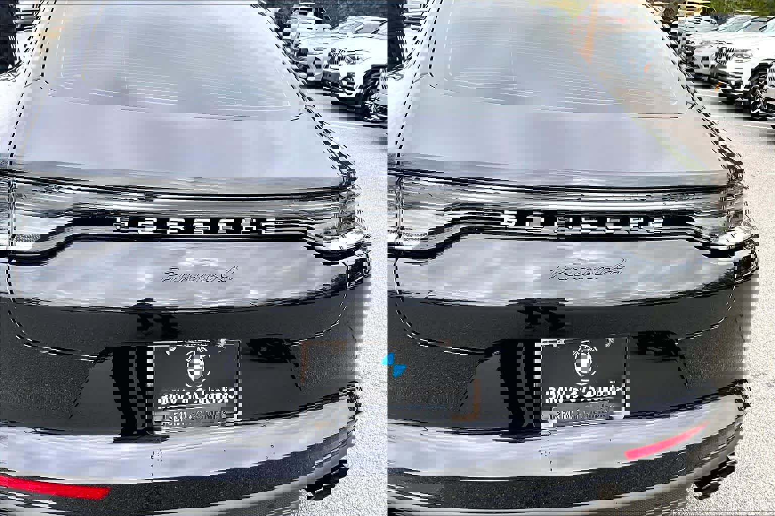 Used 2023 Porsche Panamera 4 Platinum Edition image 9