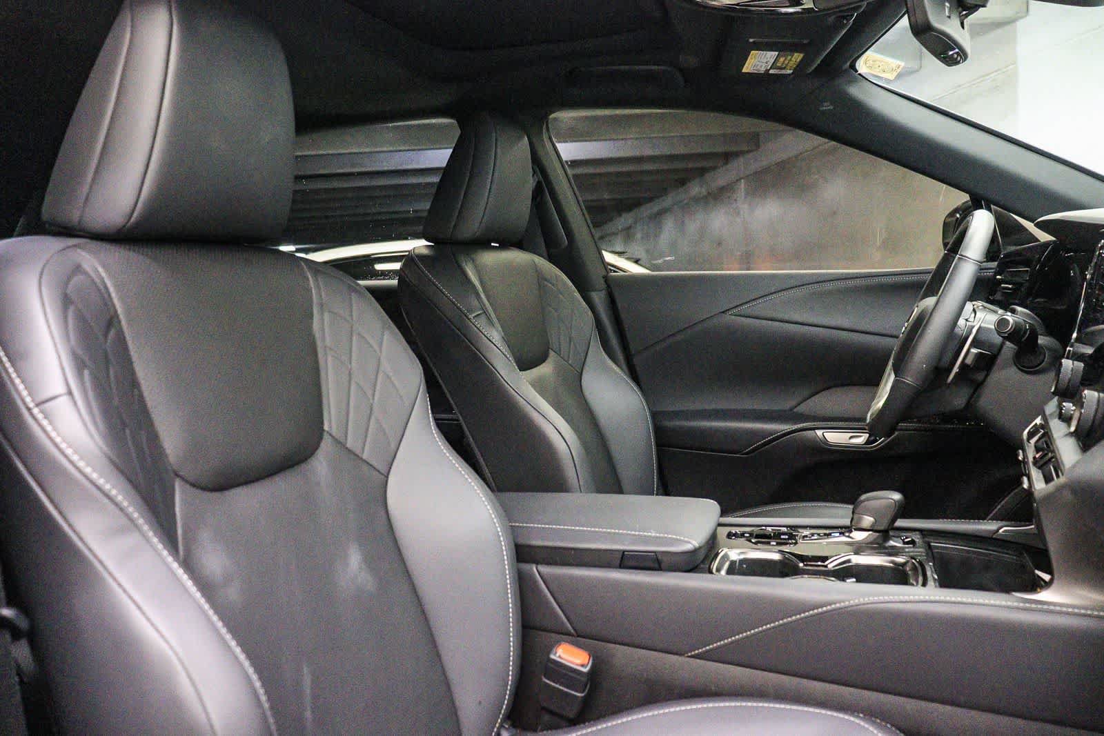 Used 2024 Lexus RX 350h w/ Convenience Package AWD/4WD image 17