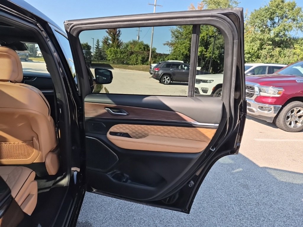 New 2025 Jeep Grand Cherokee L Summit image 60