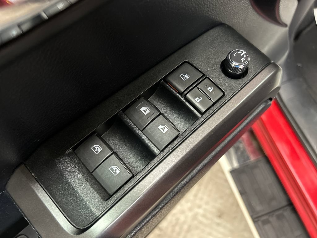 Used 2018 Toyota Tacoma TRD Sport RWD image 17