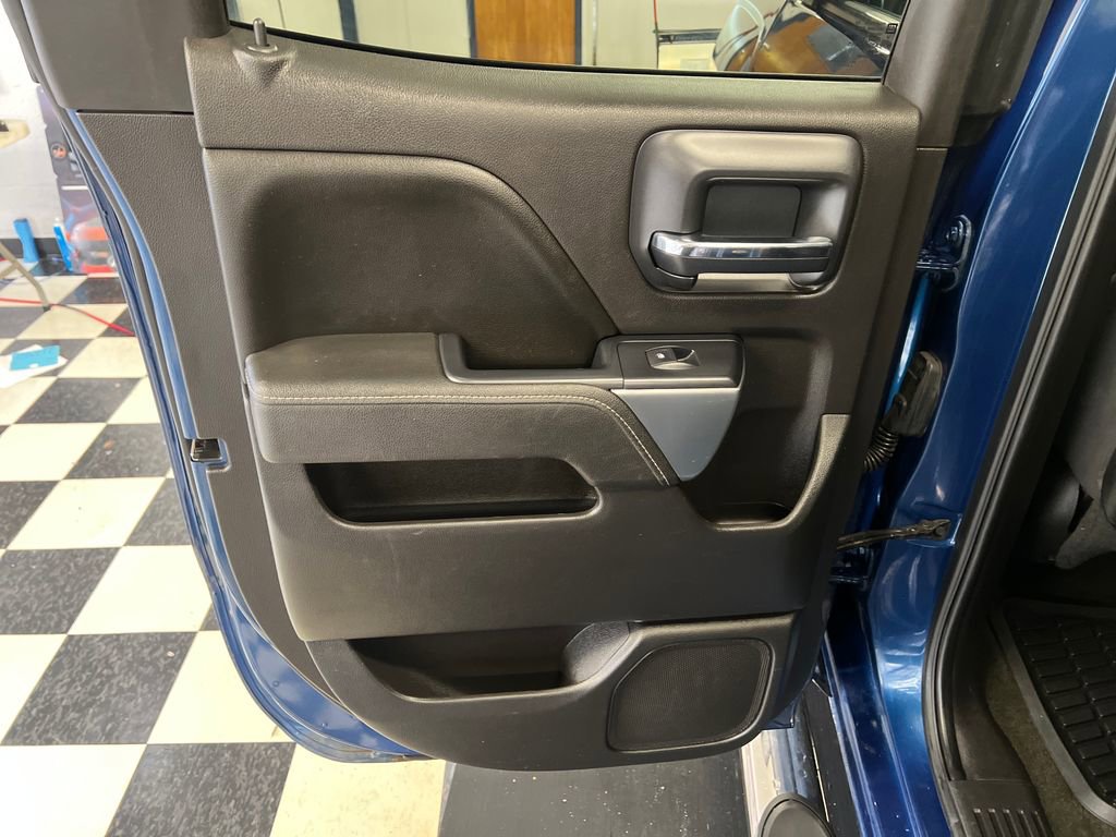 Used 2015 Chevrolet Silverado 1500 LT w/ All Star Edition AWD/4WD image 40